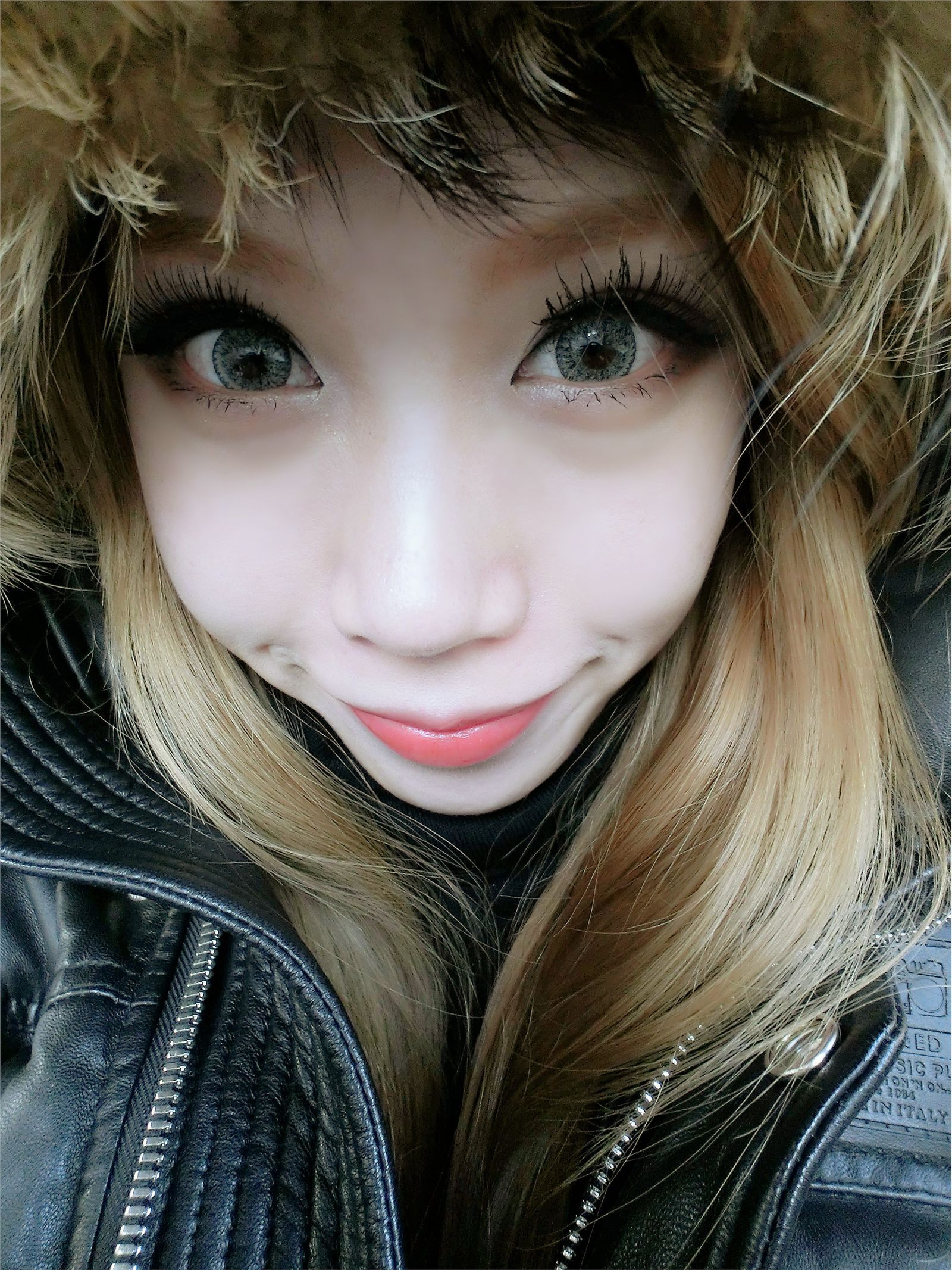 花哨尤物saisai的微博列表微女郎 2